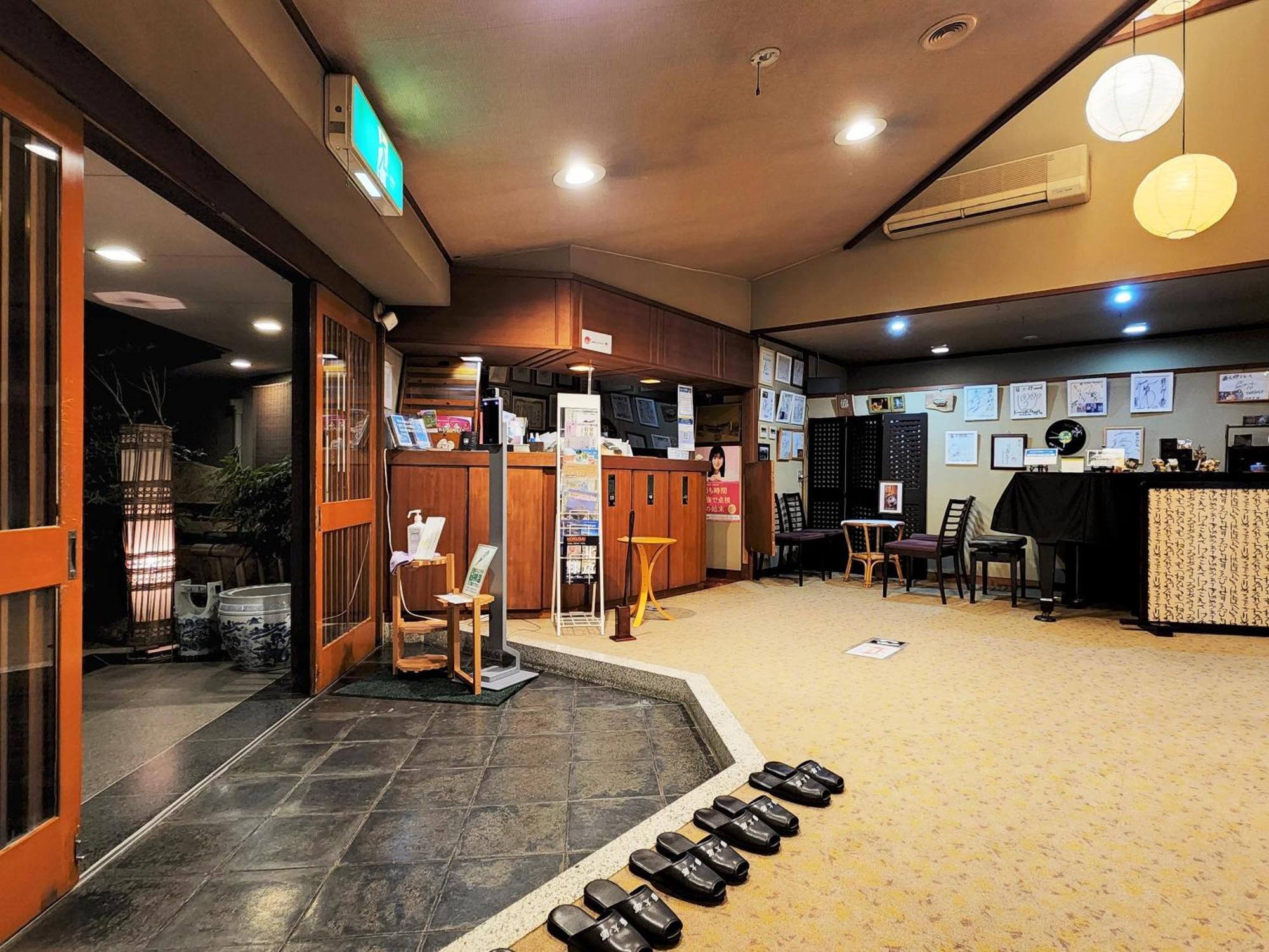 Totaro Hotel Ena Bagian luar foto